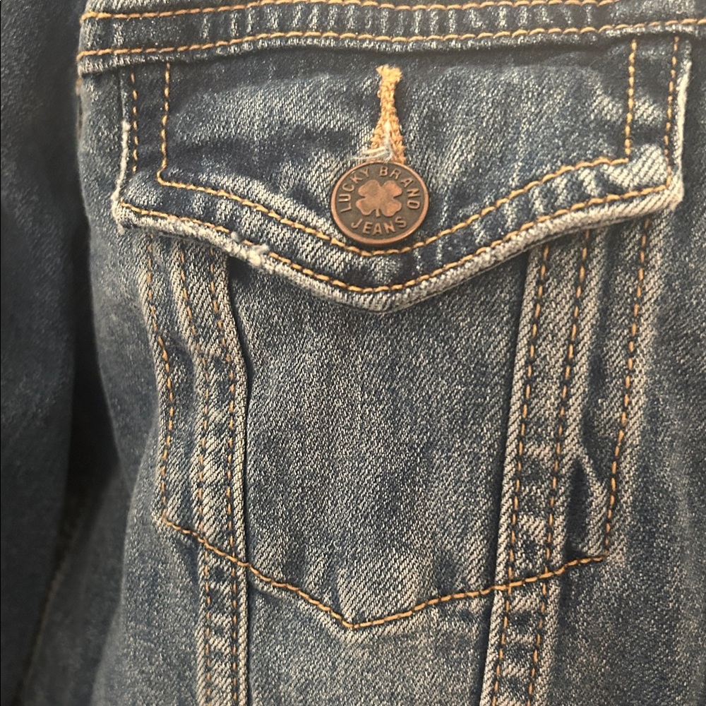 LUCKY BRAND🍀Classic Blue Denim Jacket Size Small💙 - Picture 8 of 15